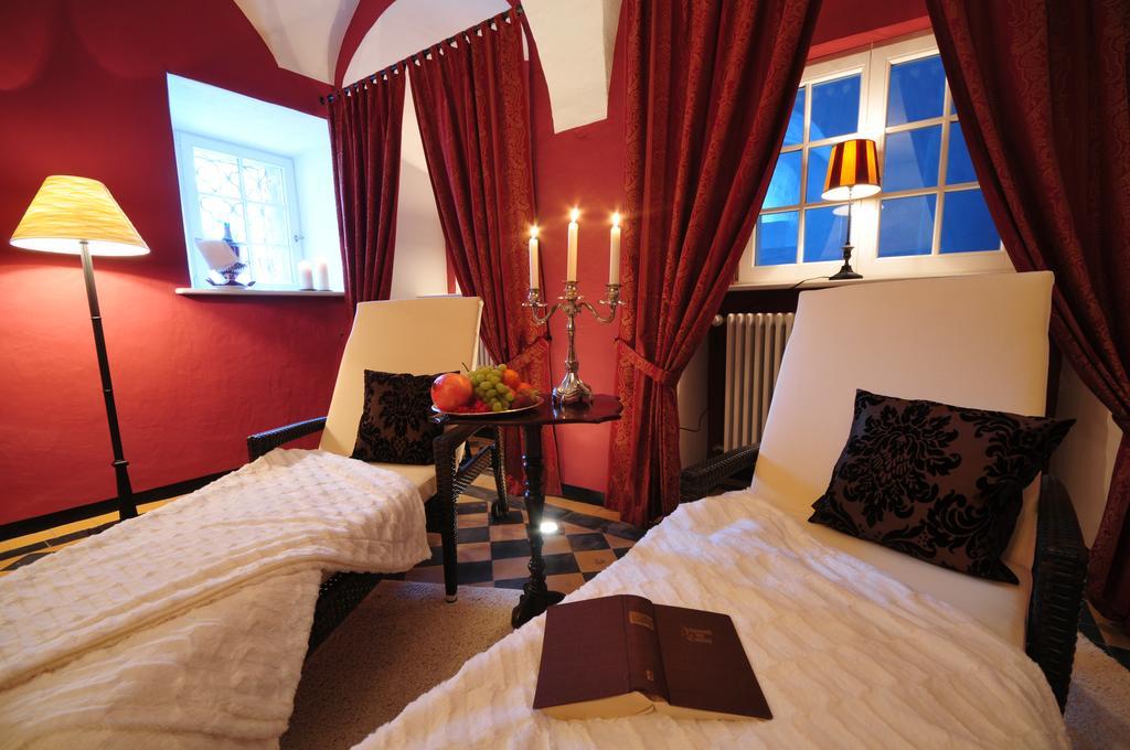 Schloss Gaussig Hotel Екстериор снимка